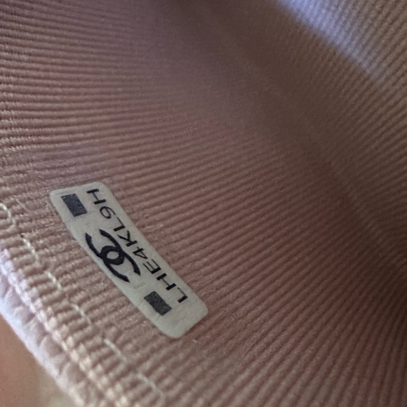 NEW CHANEL 24K Light Pink Caviar GHW Quilted Classic Snap Card Holder w/ receipt - Picture 13 of 14